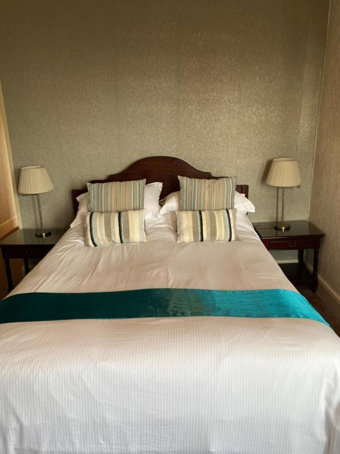 וויימות' The Kingswood Guest House - Adult Only מראה חיצוני תמונה