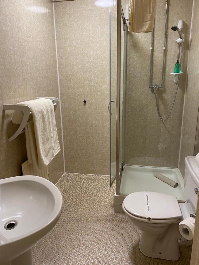 וויימות' The Kingswood Guest House - Adult Only מראה חיצוני תמונה