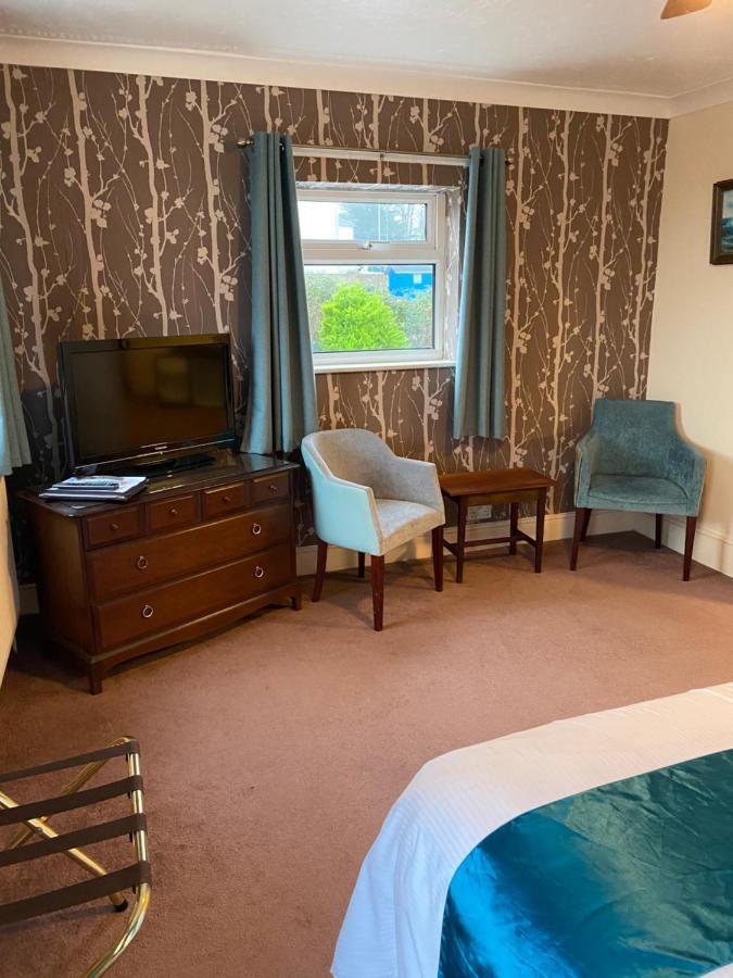 וויימות' The Kingswood Guest House - Adult Only מראה חיצוני תמונה