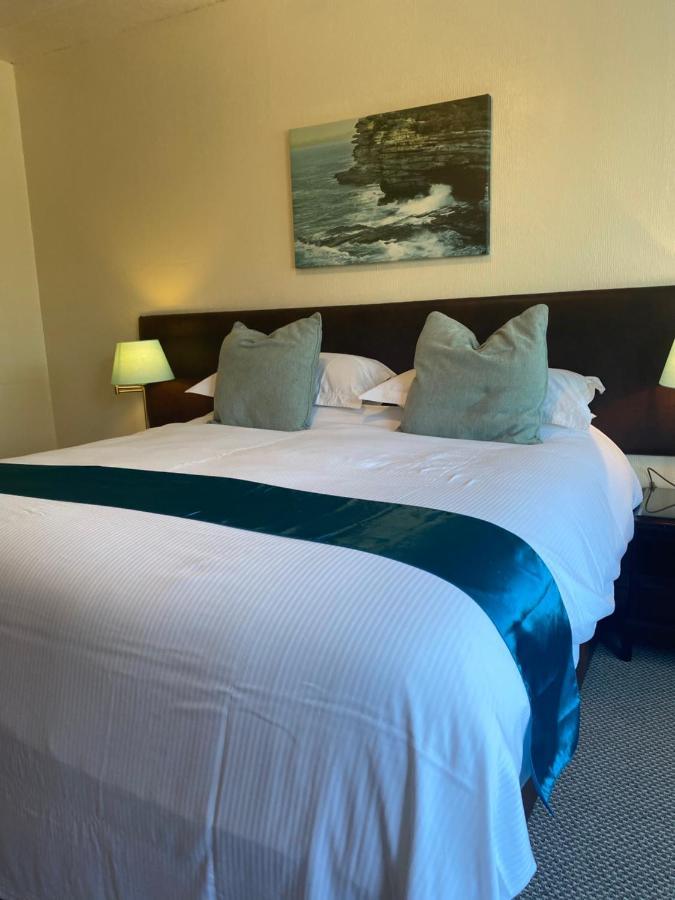 וויימות' The Kingswood Guest House - Adult Only מראה חיצוני תמונה
